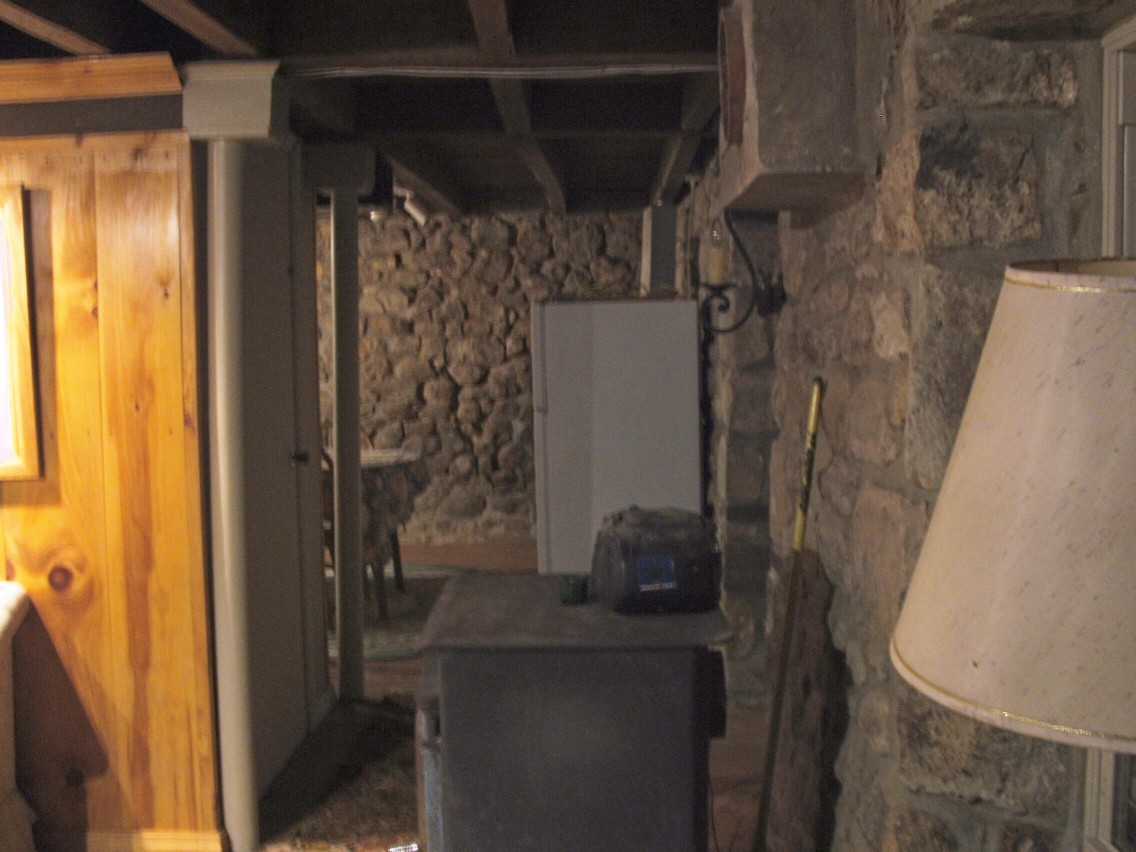 living room to back of kitchen